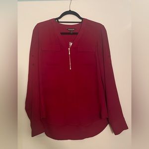 New express portfolio top with zipper